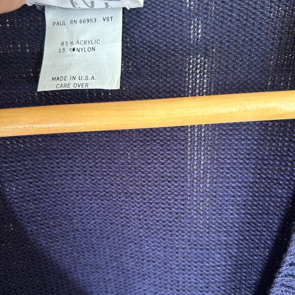 Leslie Fay Navy Knit Sweater Vest With Embroidered Teal Leaves & Gold Buttons - Picture 3 of 8